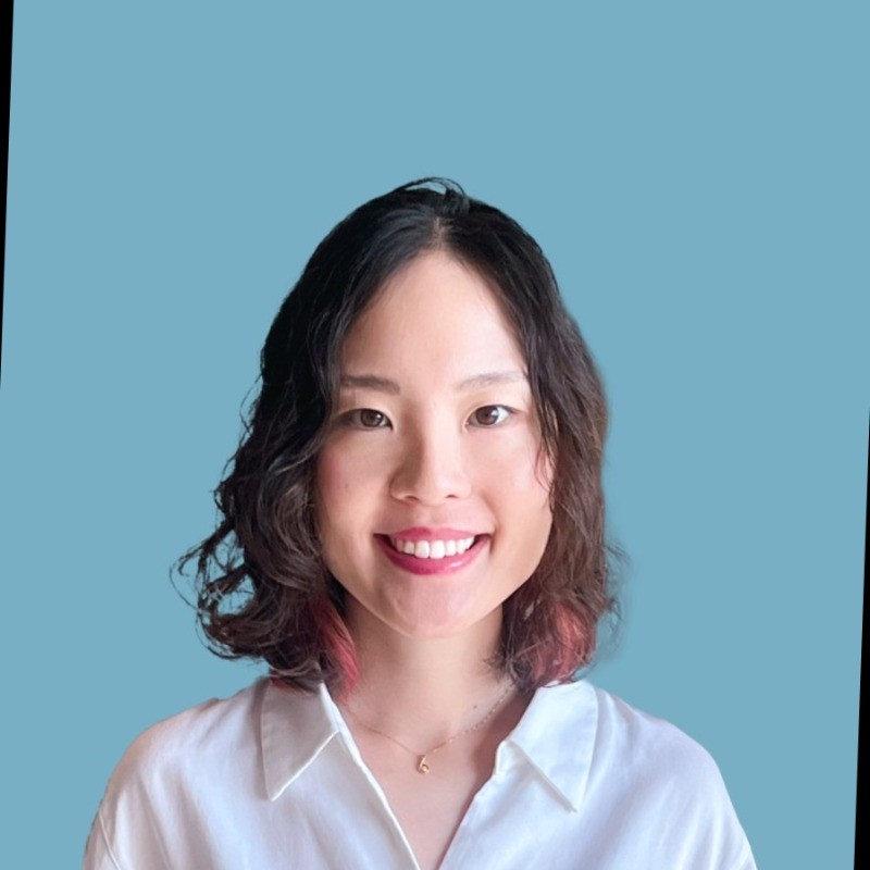 Headshot Amélie Uriu