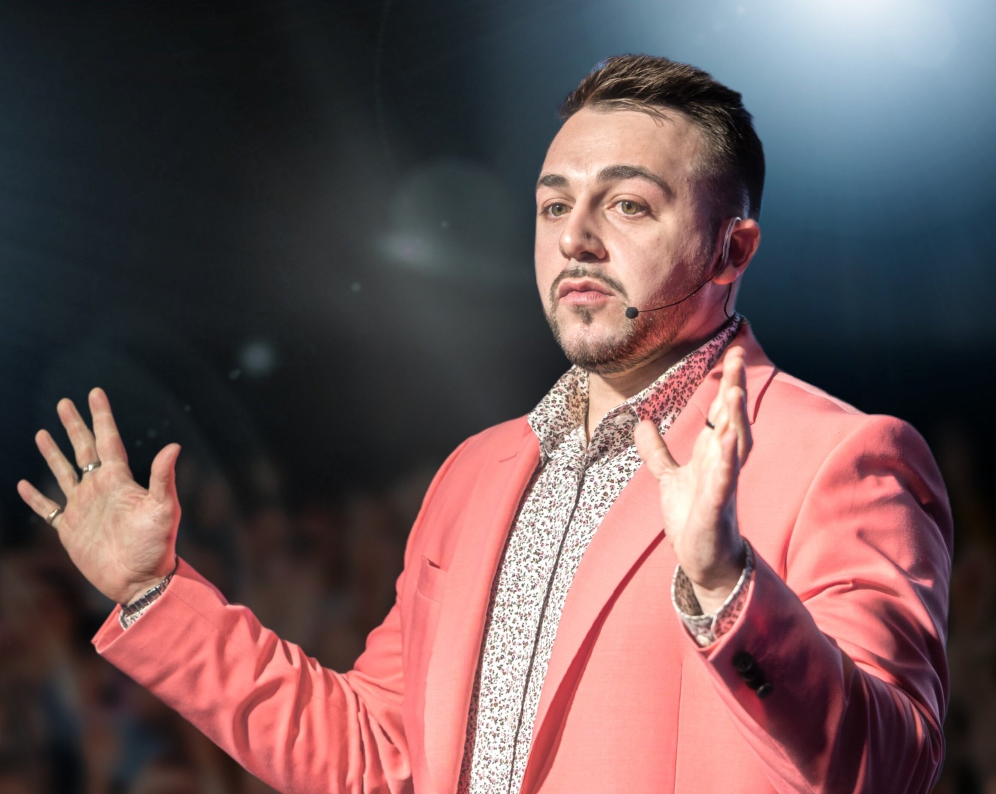 Headshot Chris Michael