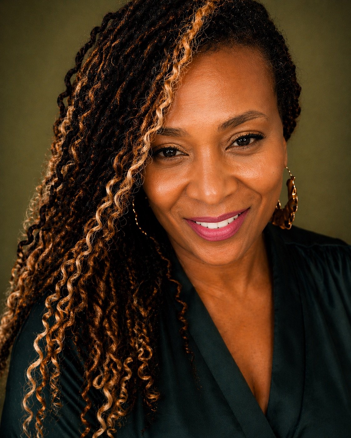 Headshot Sacha Walton