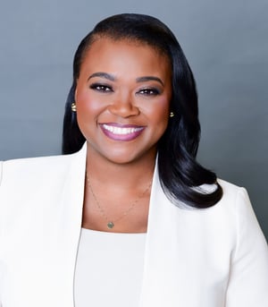 Kimelyn Harris_Headshot_WellsFargo